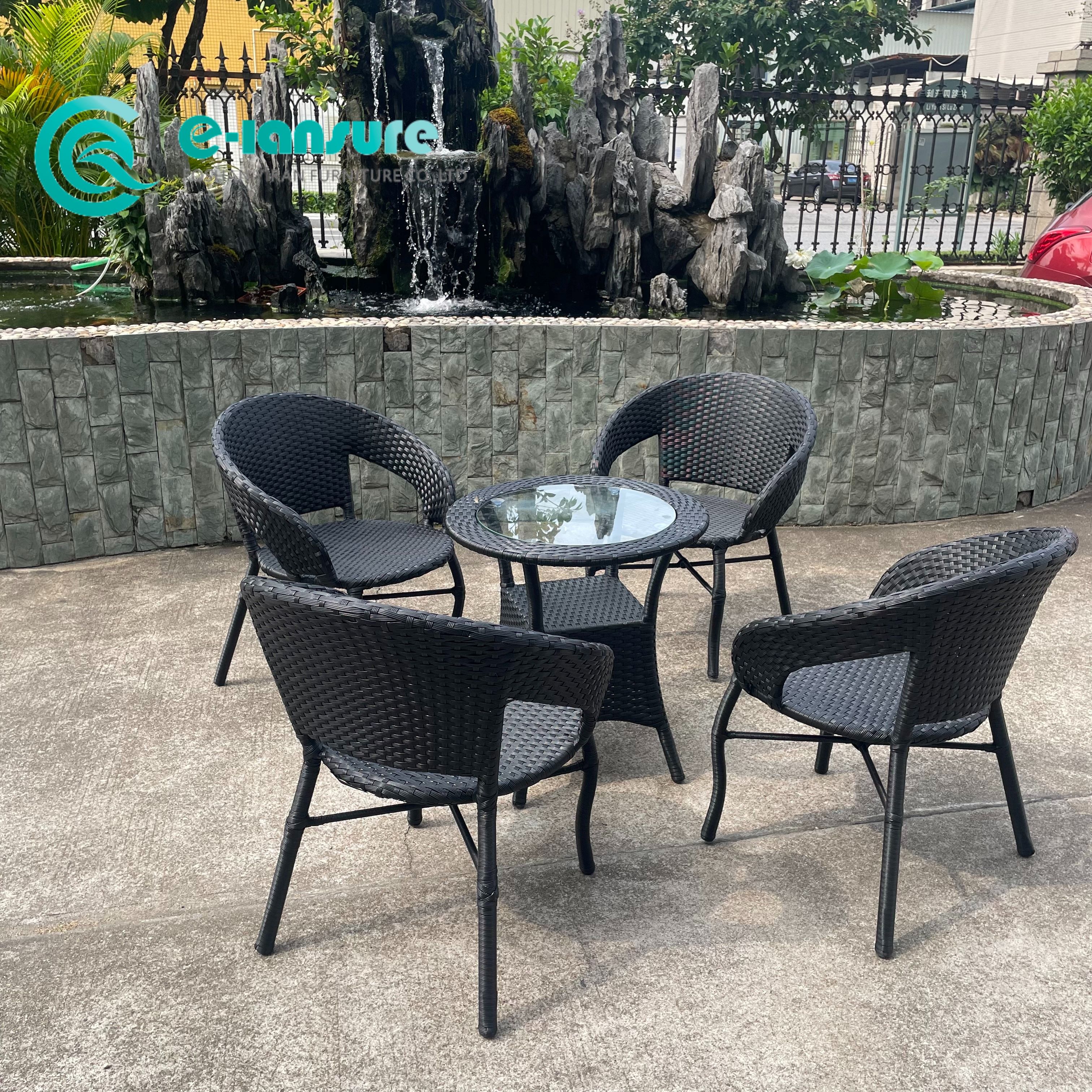 โมเดิร์นเฟอร์นิเจอร์รับประทานอาหารกลางแจ้งชุดรับประทานอาหารหวายเก้าอี้รับประทานอาหารกรอบอลูมิเนียมทนทานและโต๊ะกลมสำหรับลานบ้านสวน