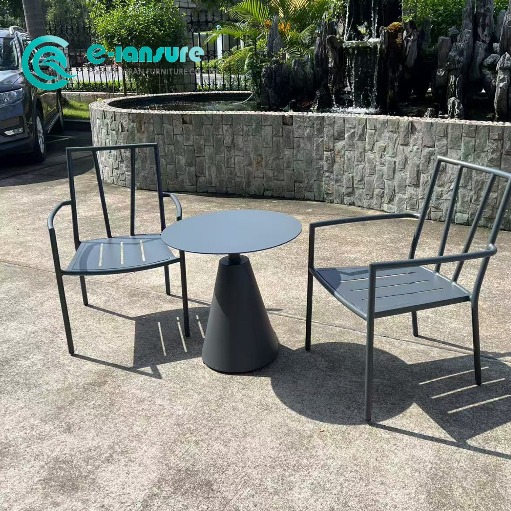 Minimalist Garden Furniture အလူမီနီယမ်ဘောင်ထမင်းစားကုလားထိုင်နှင့် နေအိမ်ဟိုတယ် လသာဆောင်အတွက် စားပွဲဝိုင်းဝိုင်း ကော်ဖီဆိုင် အပြင်ဘက် ထမင်းစားခန်း