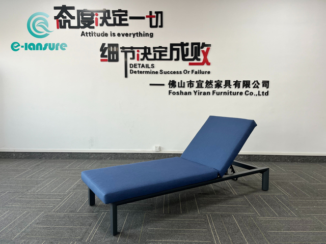ໂຮງງານຜະລິດຂາຍສົ່ງອາລູມິນຽມທີ່ທັນສະໄຫມກອບ Sun Lounger Chair ສະພາບອາກາດທັງຫມົດຜ້າສວນ Sun Bed Chaise Lounge Chair ສໍາລັບສະລອຍນ້ໍາ