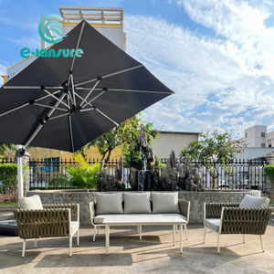 Minimalistlikus stiilis &otilde;ues punutud k&ouml;ism&ouml;&ouml;bli seeria neljaosaline diivanikomplekt