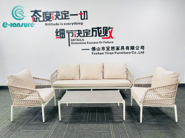 Cumhdach P&uacute;dar B&aacute;n Rope Al&uacute;manam Fite Tolg Lasmuigh le Socraigh T&aacute;bla Caife