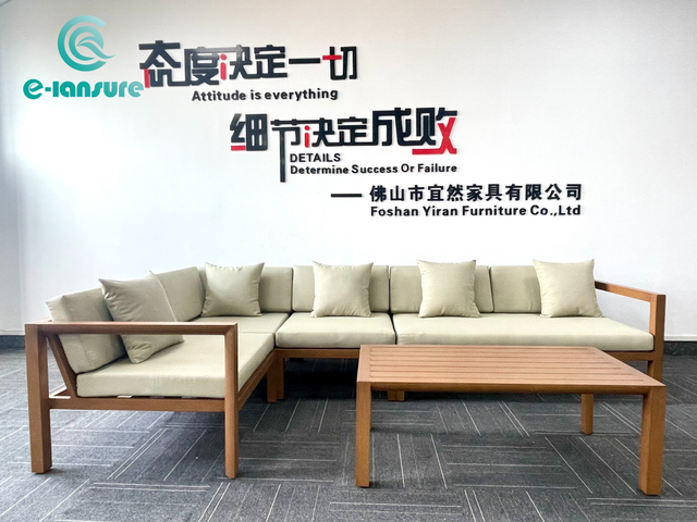 Utomhussoffset i aluminium L-form soffa Modulsoffa och soffbord f&ouml;r tr&auml;dg&aring;rden