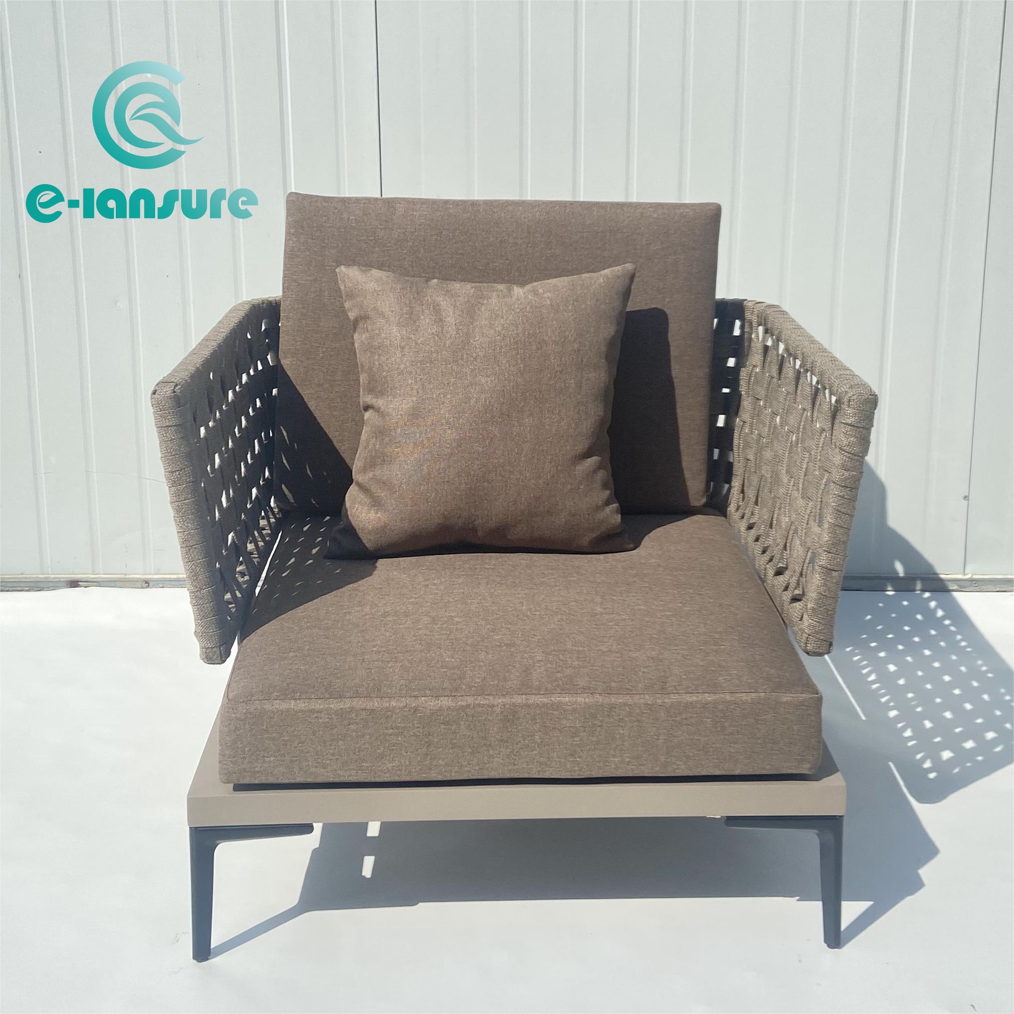Siri sofa luar yang unggul coklat bingkai sofa bingkai