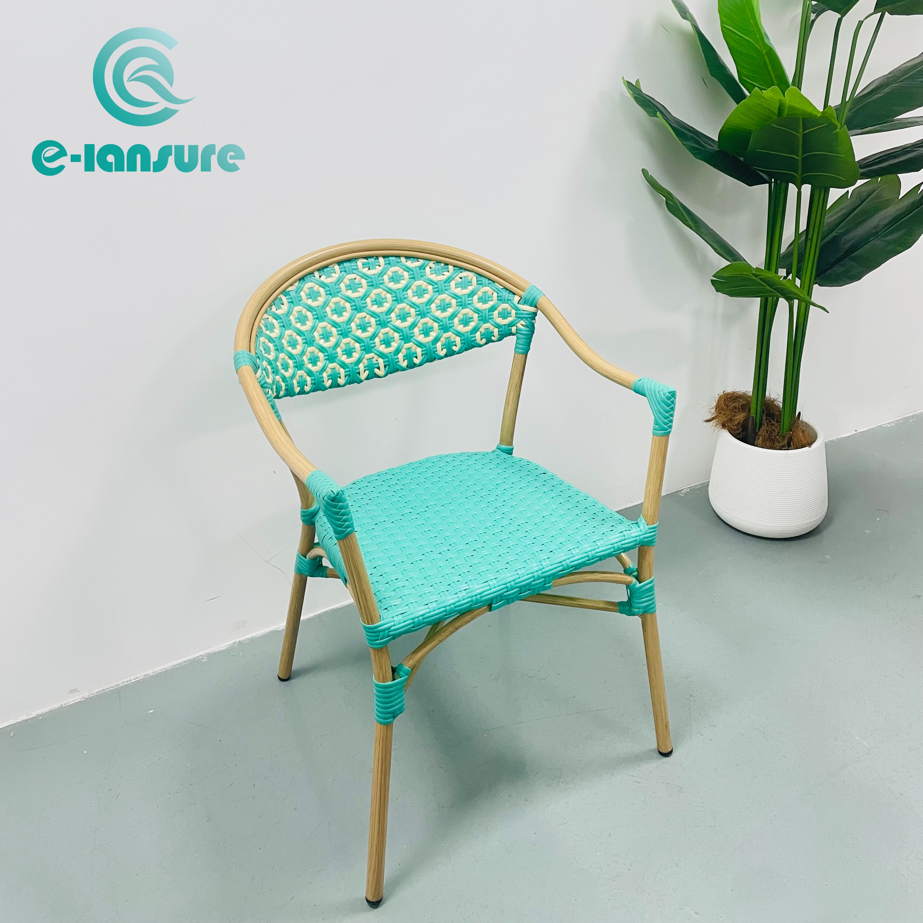 Simple style Outdoor Aluminium Frame Lux Green Rattan Cathedan ad Patio Restaurant
