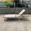 Gal&aacute;nta Allamuigh Sun Lounger Fr&aacute;ma Al&uacute;manam Chaise Lounge Cathaoirleach Leaba Gr&eacute;ine Taobh na Sn&aacute;mha Le Dearadh Armrest Do Patio Saoire &Oacute;st&aacute;in