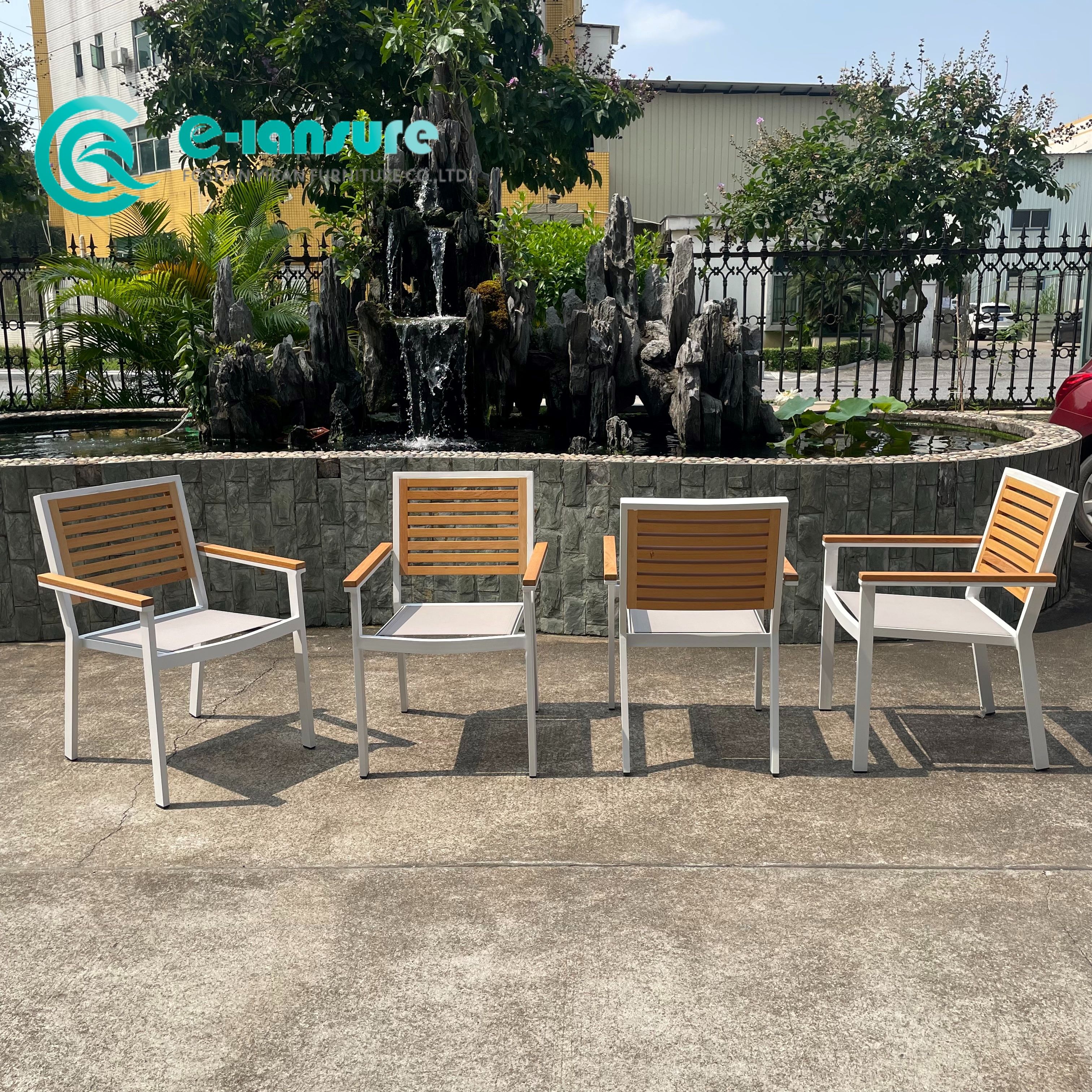 أثاث المطعم الخارجي بإطار من الألومنيوم مع مسند للذراعين الخشبي ومسند للظهر وكرسي لتناول الطعام وكرسي حديقة 