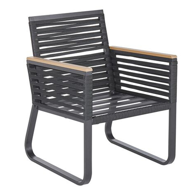 كرسي حبل أسود فاخر مع مساند للذراعين من خشب الساج