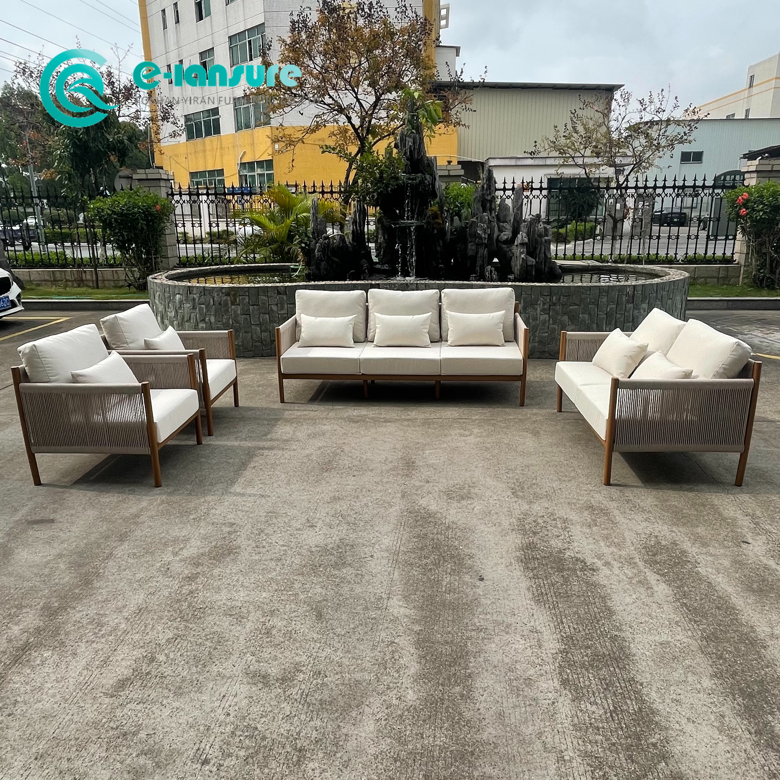 Samani ya kisasa ya bustani ya Aluminium Sura ya Sofa na Wood Finish Burudani Mchanganyiko Sofa mwenyekiti wa Hoteli ya Home Hoteli