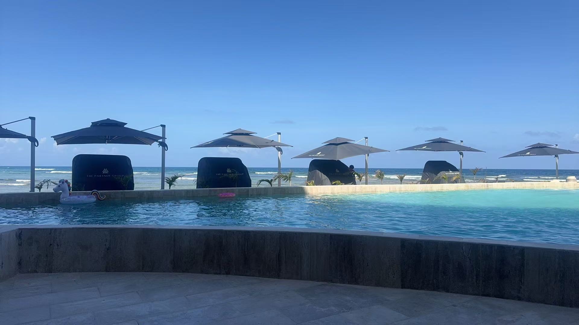 Үйлчлүүлэгчийн үзэгдэл: Cancun, Mexico дахь тансаг тансаг тавилга төсөл