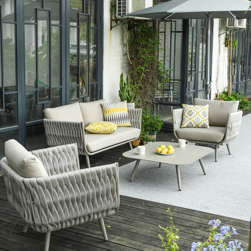 ชุดโซฟาอลูมิเนียมสามารถทิ้งไว้ข้างนอกได้หรือไม่?