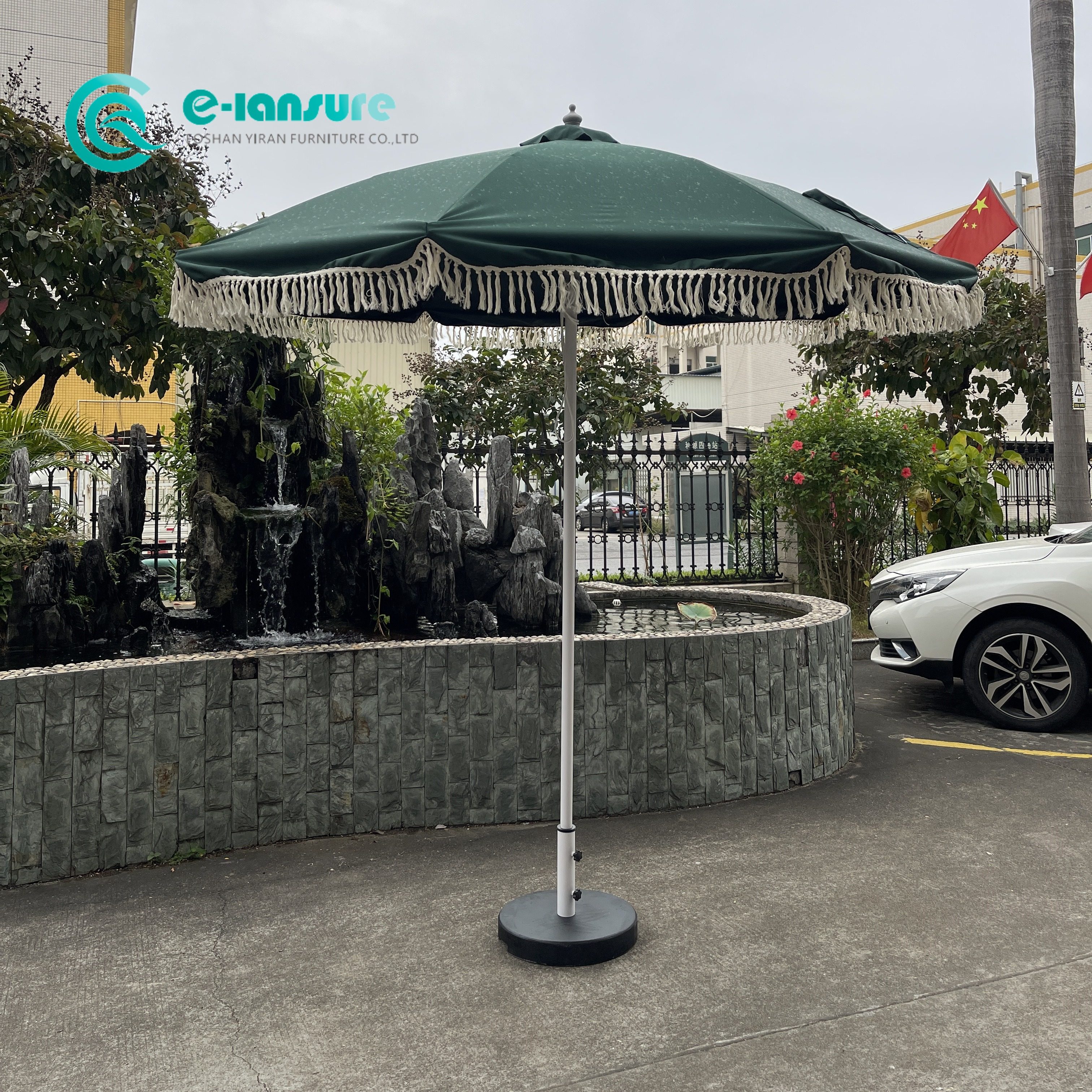 Tov&aacute;rna Velkoobchod venkovn&iacute;ho n&aacute;bytku Retro styl Zahrada Slunečn&iacute;k U baz&eacute;nu Kulat&yacute; slunečn&iacute;k Hlin&iacute;kov&yacute; r&aacute;m Slunečn&iacute;k pro Villa Hotel Resort