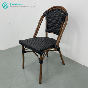 Klasszikus k&uuml;lt&eacute;ri &eacute;tkezőb&uacute;tor kiv&aacute;l&oacute; minős&eacute;gű alum&iacute;nium v&aacute;zas &eacute;tkezősz&eacute;k Szőtt rattan kerti sz&eacute;k sz&aacute;llodai &eacute;tteremhez k&aacute;v&eacute;z&oacute;hoz