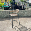 Stilvolle Vintage-Gartenm&ouml;bel f&uuml;r den Au&szlig;enbereich, Barst&uuml;hle mit hoher R&uuml;ckenlehne f&uuml;r die Terrasse