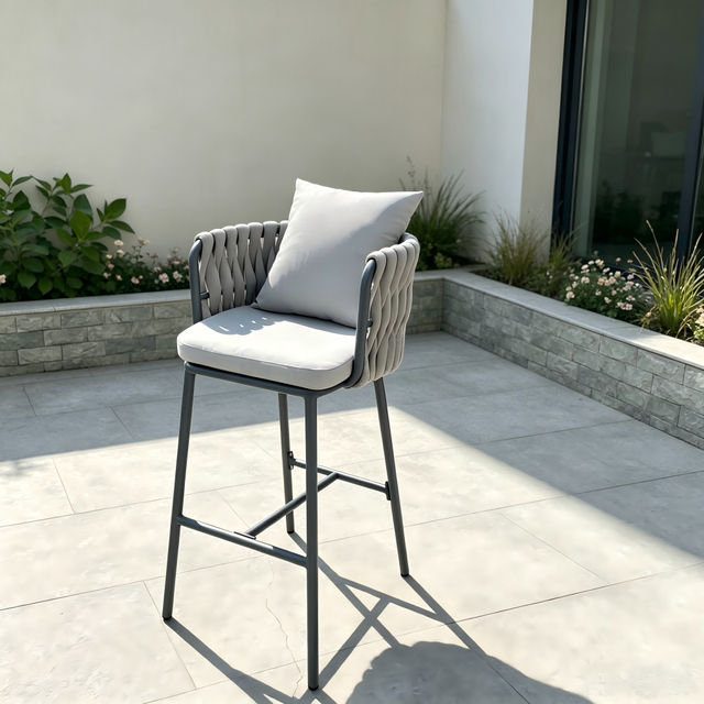 Hei&szlig;er Verkauf M&ouml;bel Serie Outdoor Garten Bar Stuhl Aluminium Rahmen Hohe R&uuml;ckenlehne Stuhl Grau Seil Barhocker mit Kissen