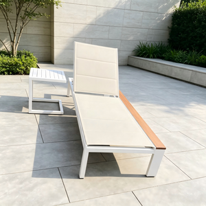 Gartenm&ouml;bel f&uuml;r den Au&szlig;enbereich, Aluminium-Sonnenliege mit Textilene-Stoff, Sonnenliege aus Teakholz am Pool